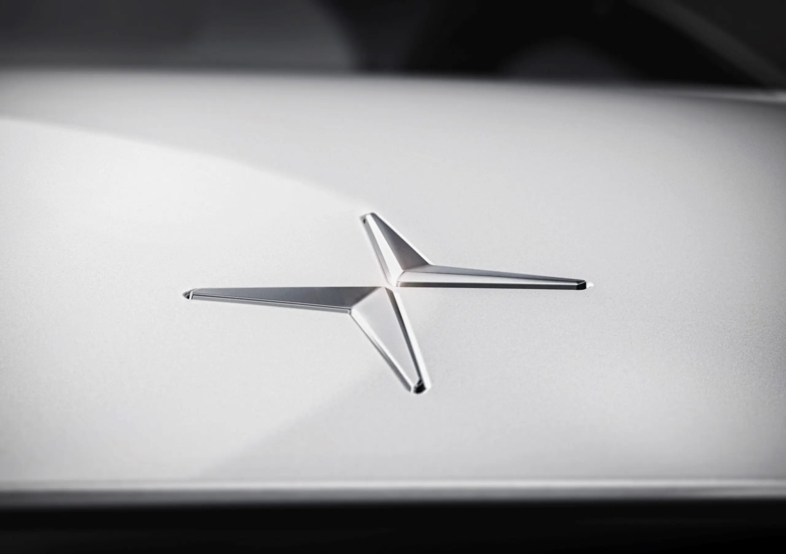 Polestar Raises $300M in New Equity Funding to Strengthen Its Position in the EV Market