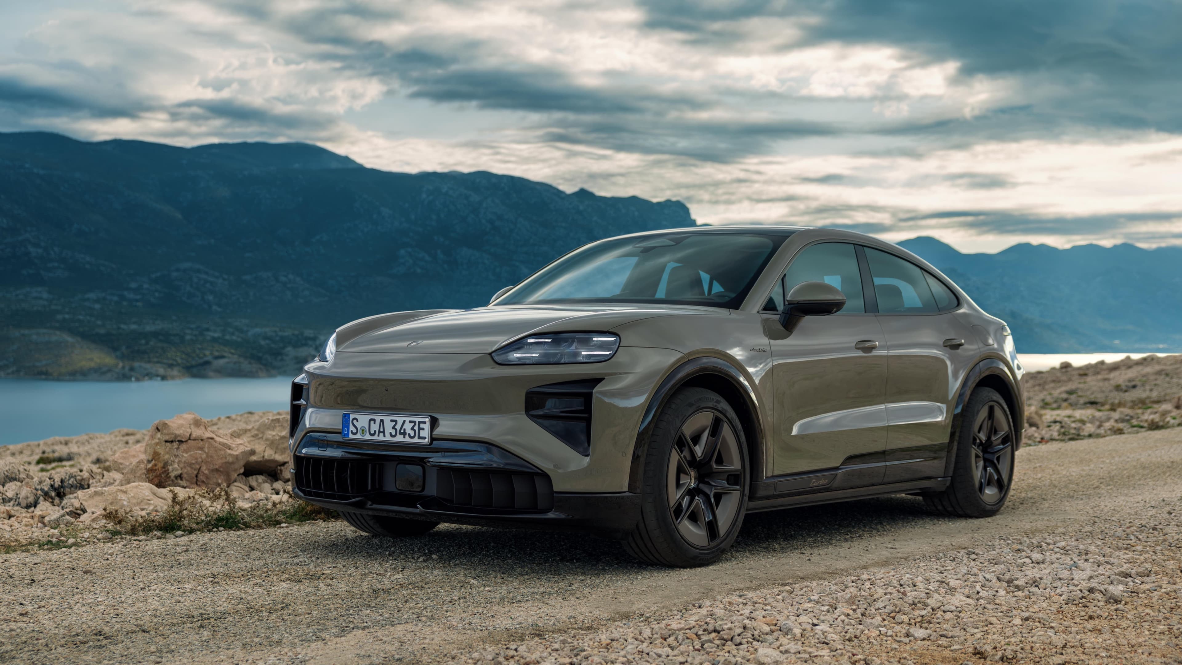 Porsche Has Just Unveiled the All-Electric Cayenne Coupé