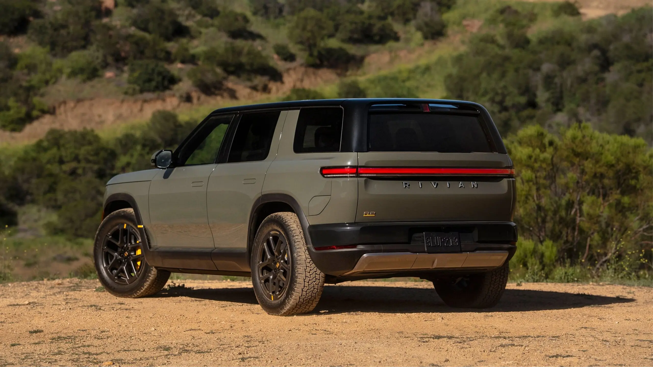 Rivian Beats Q1 Delivery Estimates as EV Demand Stabilizes