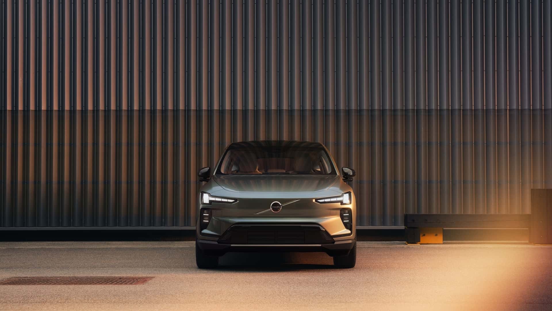 2027 volvo ex60 4